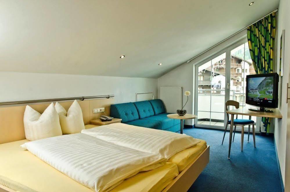 Petit Madlein Bed & Breakfast Ischgl Bagian luar foto