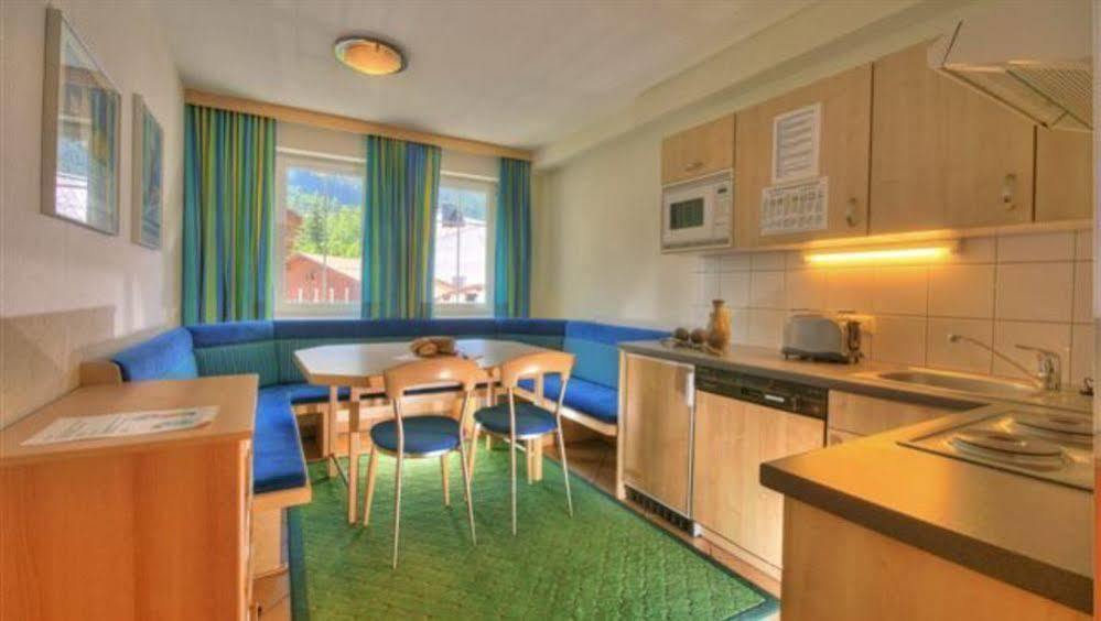 Petit Madlein Bed & Breakfast Ischgl Bagian luar foto